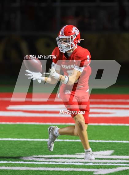 Thumbnail 3 in Dunbar @ Glen Rose photogallery.