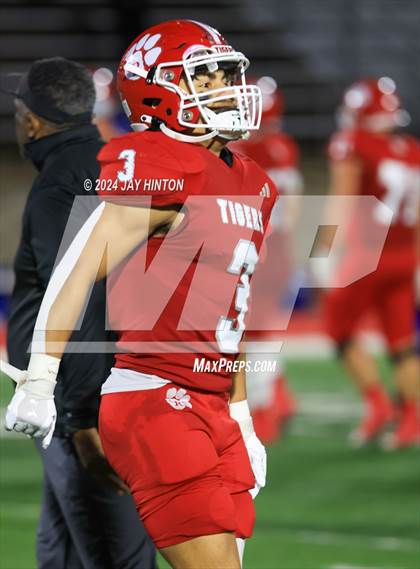 Thumbnail 2 in Dunbar @ Glen Rose photogallery.