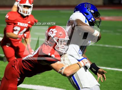 Thumbnail 3 in Dunbar @ Glen Rose photogallery.
