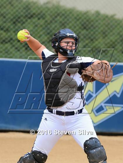 Thumbnail 2 in Christian vs. La Jolla (CIF SDS D4 Final) photogallery.