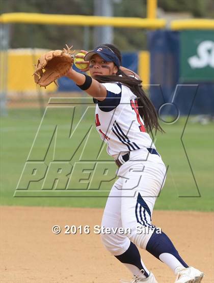 Thumbnail 1 in Christian vs. La Jolla (CIF SDS D4 Final) photogallery.