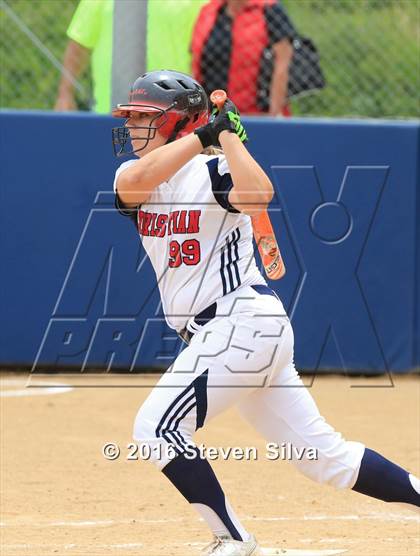 Thumbnail 3 in Christian vs. La Jolla (CIF SDS D4 Final) photogallery.