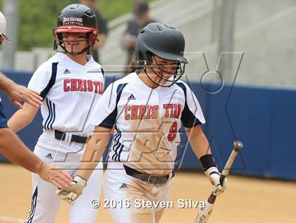 Thumbnail 3 in Christian vs. La Jolla (CIF SDS D4 Final) photogallery.