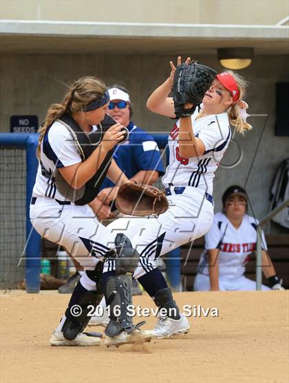 Thumbnail 2 in Christian vs. La Jolla (CIF SDS D4 Final) photogallery.