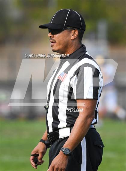 Thumbnail 2 in Ukiah @ Cardinal Newman photogallery.