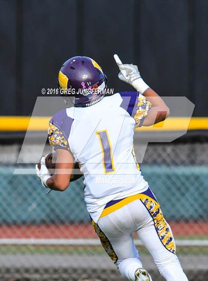 Thumbnail 2 in Ukiah @ Cardinal Newman photogallery.