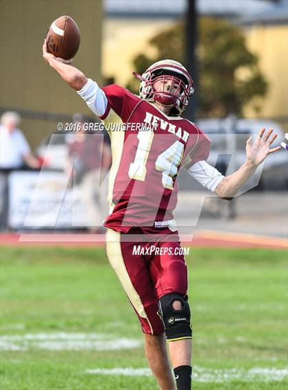 Thumbnail 3 in Ukiah @ Cardinal Newman photogallery.