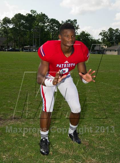 Thumbnail 1 in Curtis (Preseason Top 25 Photo Shoot)  photogallery.