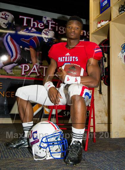 Thumbnail 2 in Curtis (Preseason Top 25 Photo Shoot)  photogallery.