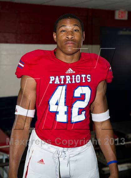 Thumbnail 2 in Curtis (Preseason Top 25 Photo Shoot)  photogallery.