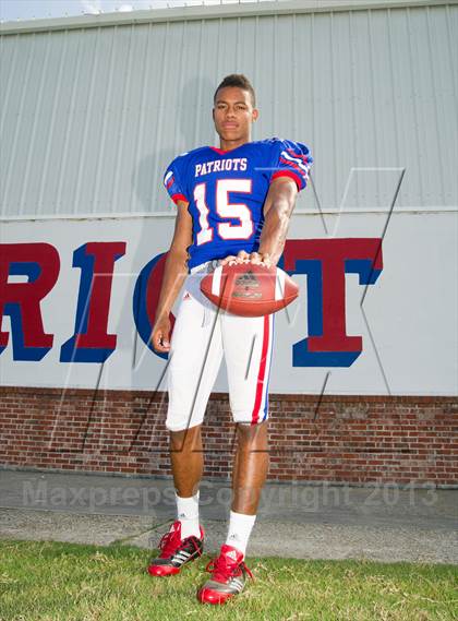 Thumbnail 1 in Curtis (Preseason Top 25 Photo Shoot)  photogallery.