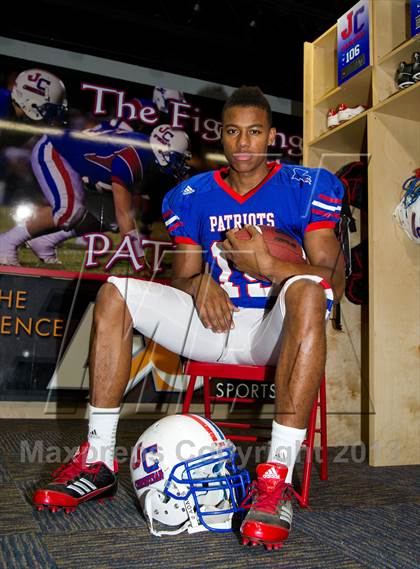 Thumbnail 2 in Curtis (Preseason Top 25 Photo Shoot)  photogallery.