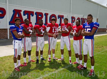 Thumbnail 2 in Curtis (Preseason Top 25 Photo Shoot)  photogallery.