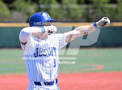 Thumbnail 3 in Holy Cross @ Jesuit photogallery.