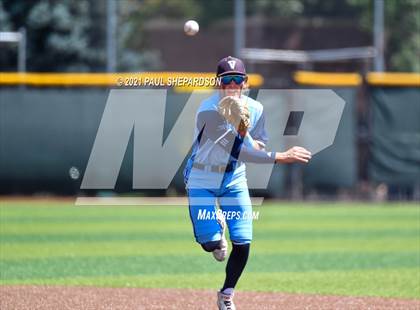 Thumbnail 2 in Fairview vs. Valor Christian (CHSAA 5A State Semi Final) photogallery.
