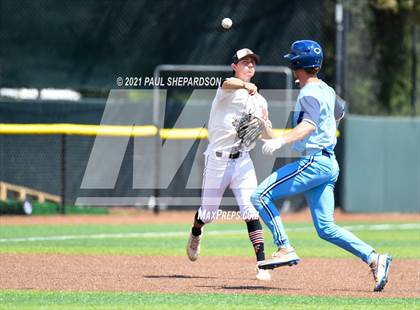 Thumbnail 2 in Fairview vs. Valor Christian (CHSAA 5A State Semi Final) photogallery.