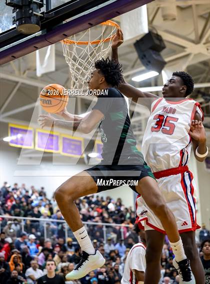 Thumbnail 2 in Greenfield vs Coronado (John Wall Holiday Invitational) photogallery.