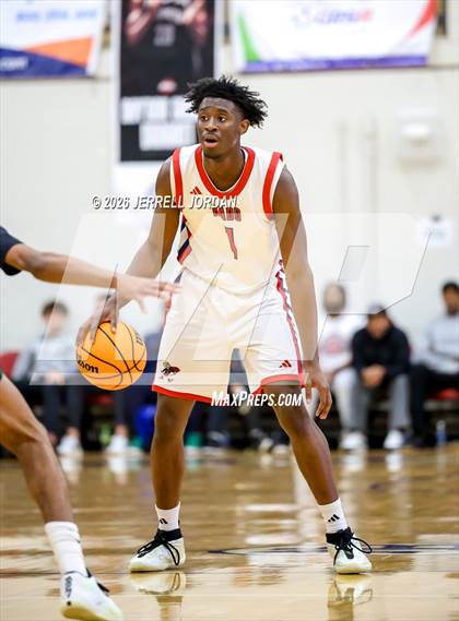 Thumbnail 1 in Greenfield vs Coronado (John Wall Holiday Invitational) photogallery.