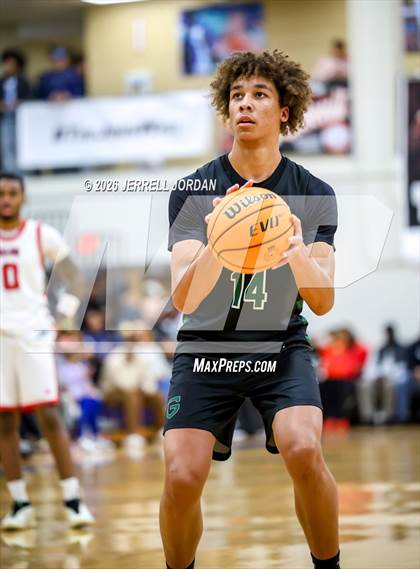 Thumbnail 3 in Greenfield vs Coronado (John Wall Holiday Invitational) photogallery.