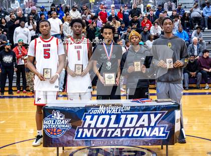 Thumbnail 3 in Greenfield vs Coronado (John Wall Holiday Invitational) photogallery.