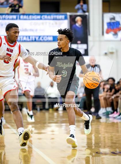 Thumbnail 3 in Greenfield vs Coronado (John Wall Holiday Invitational) photogallery.