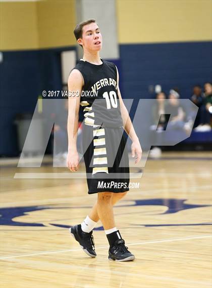 Thumbnail 3 in Kellis vs Verrado photogallery.