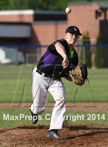 Thumbnail 2 in East Hampton vs Westbrook (Shoreline Conference Semifinal) photogallery.