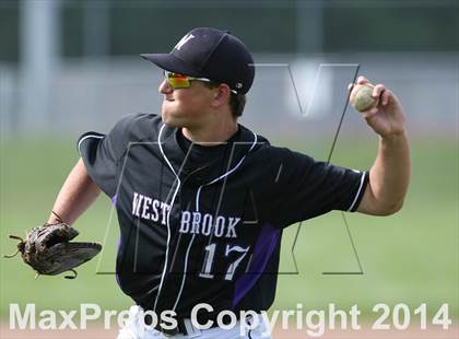 Thumbnail 1 in East Hampton vs Westbrook (Shoreline Conference Semifinal) photogallery.