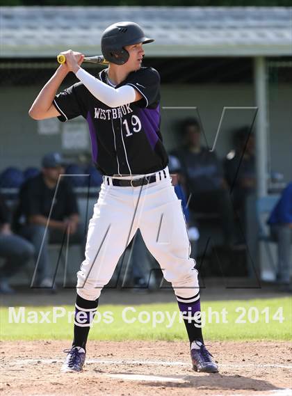 Thumbnail 2 in East Hampton vs Westbrook (Shoreline Conference Semifinal) photogallery.
