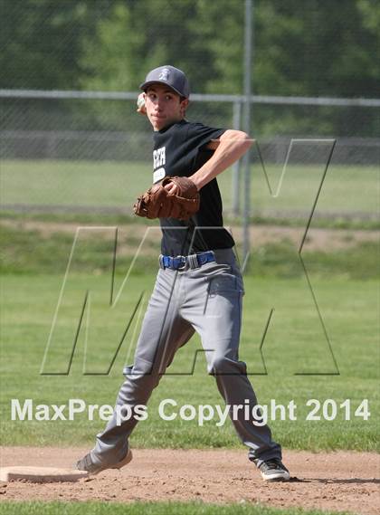 Thumbnail 2 in East Hampton vs Westbrook (Shoreline Conference Semifinal) photogallery.