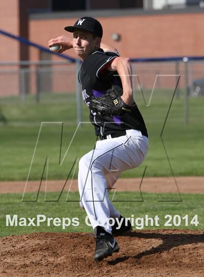 Thumbnail 2 in East Hampton vs Westbrook (Shoreline Conference Semifinal) photogallery.