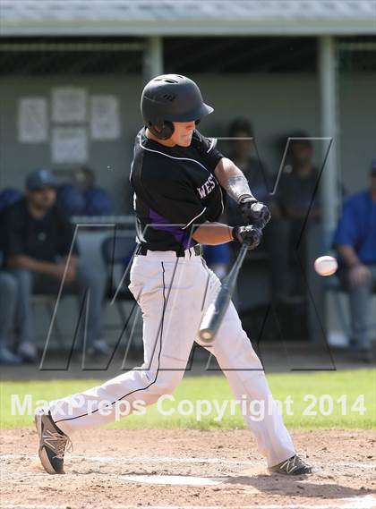 Thumbnail 3 in East Hampton vs Westbrook (Shoreline Conference Semifinal) photogallery.