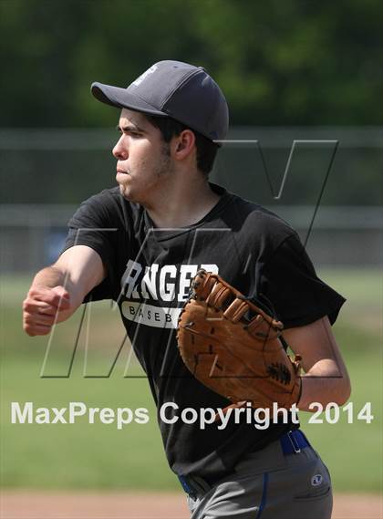 Thumbnail 3 in East Hampton vs Westbrook (Shoreline Conference Semifinal) photogallery.