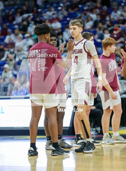 Thumbnail 3 in Grapeland vs. Clarendon (UIL 2A Final) photogallery.