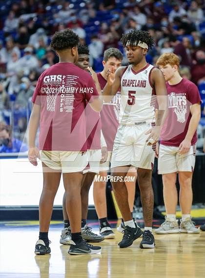 Thumbnail 1 in Grapeland vs. Clarendon (UIL 2A Final) photogallery.