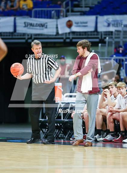 Thumbnail 2 in Grapeland vs. Clarendon (UIL 2A Final) photogallery.