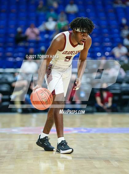 Thumbnail 3 in Grapeland vs. Clarendon (UIL 2A Final) photogallery.
