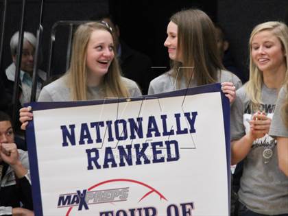 Thumbnail 1 in Archbishop Mitty TOC Ceremony photogallery.