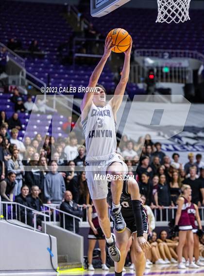 Thumbnail 2 in Corner Canyon vs. Lone Peak (UHSAA 6A Semifinal) photogallery.