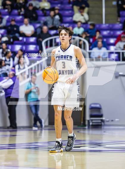Thumbnail 1 in Corner Canyon vs. Lone Peak (UHSAA 6A Semifinal) photogallery.