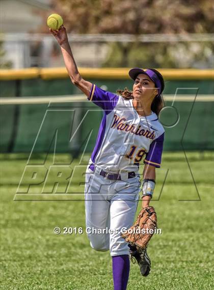 Thumbnail 1 in Agoura @ Righetti photogallery.