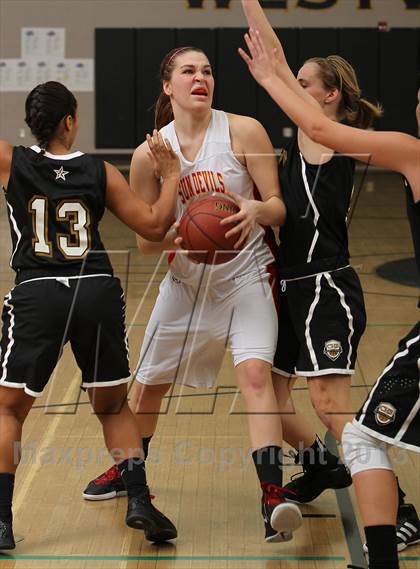 Thumbnail 3 in Mt. Carmel vs. Canyon (So Cal Holiday Classic) photogallery.