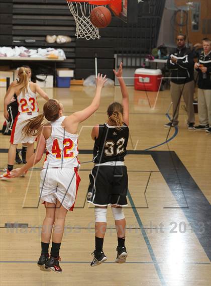 Thumbnail 3 in Mt. Carmel vs. Canyon (So Cal Holiday Classic) photogallery.