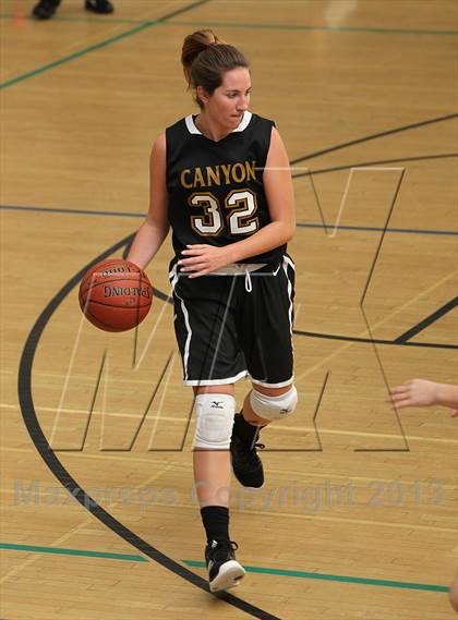Thumbnail 2 in Mt. Carmel vs. Canyon (So Cal Holiday Classic) photogallery.