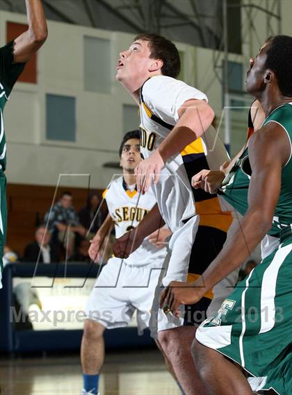 Thumbnail 2 in Tahquitz vs. El Segundo (El Segundo Tournament) photogallery.