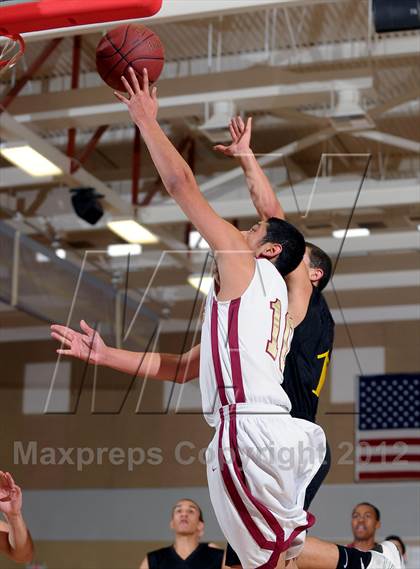 Thumbnail 2 in Downey vs. Capistrano Valley (MaxPreps Holiday Classic) photogallery.