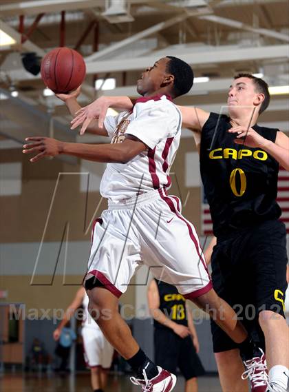 Thumbnail 3 in Downey vs. Capistrano Valley (MaxPreps Holiday Classic) photogallery.
