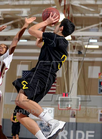 Thumbnail 3 in Downey vs. Capistrano Valley (MaxPreps Holiday Classic) photogallery.