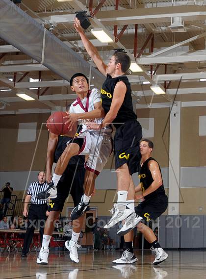 Thumbnail 1 in Downey vs. Capistrano Valley (MaxPreps Holiday Classic) photogallery.