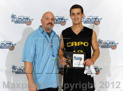 Thumbnail 3 in Downey vs. Capistrano Valley (MaxPreps Holiday Classic) photogallery.